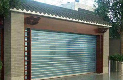 水晶卷簾門.jpg